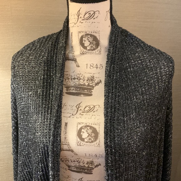 š§„Veronica M Sweater, Gray, Size: M/Lš§„ - Picture 3 of 12